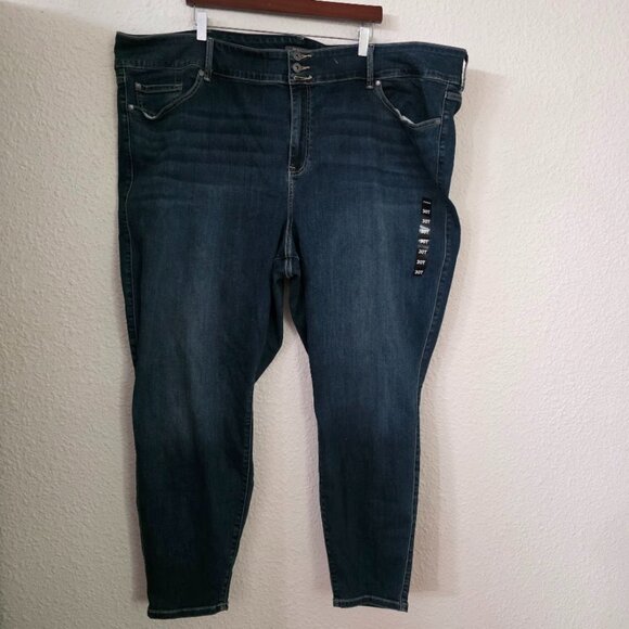 Torrid Super Soft Skinny High Rise Jeggings Women's Plus Size 30 Tall NWOT - Picture 1 of 7
